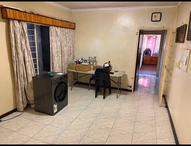 4 BEDROOM HOUSE FOR SALE IN LAUDIUM